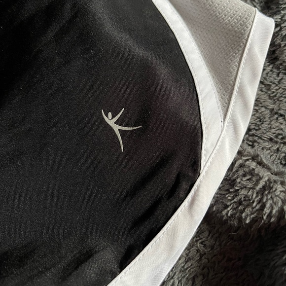 Danskin Now Black/Gray Athletic Shorts with Built in Liner Sz 2x - Picture 2 of 7